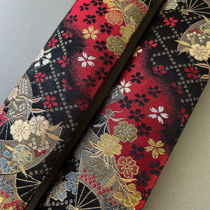 悪魔の桜 レッド シートベルトパッド