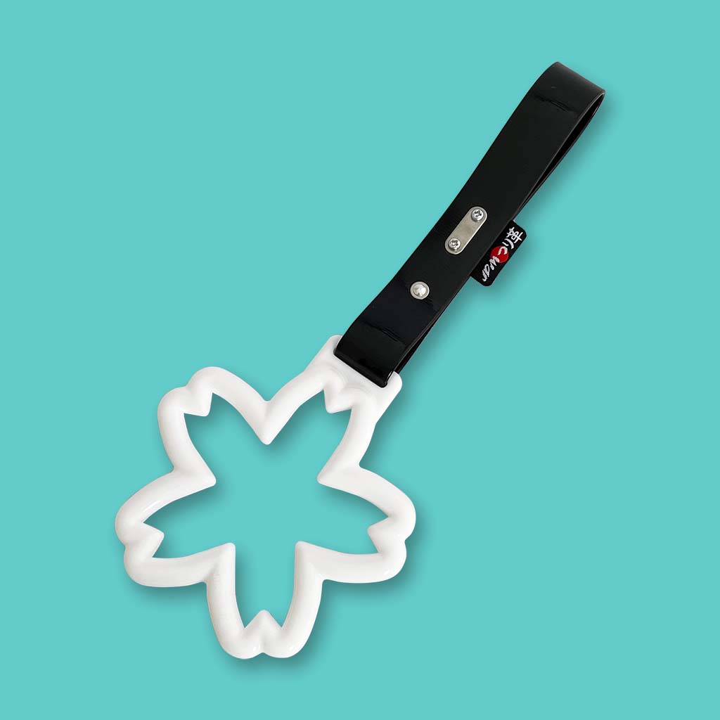 桜 ホワイト (黒ストラップ)