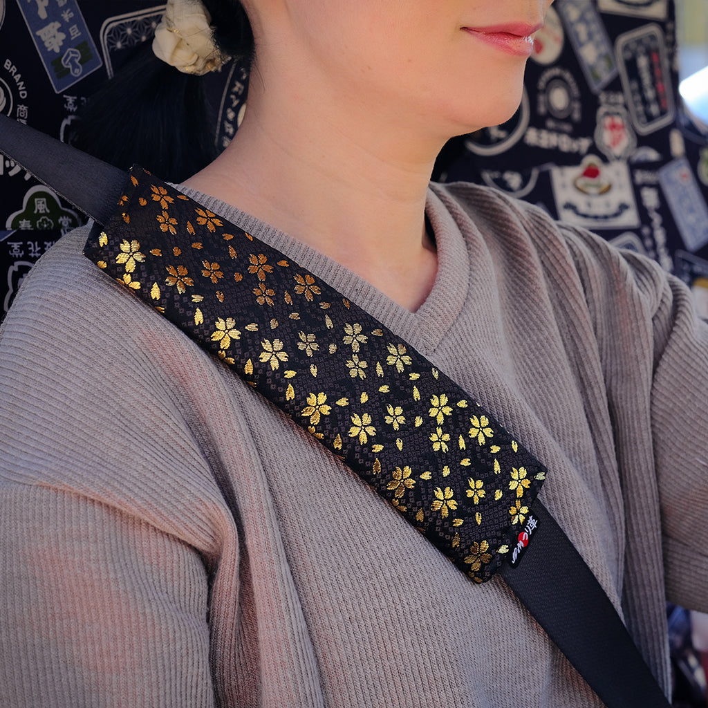 小桜 ブラック シートベルトパッド